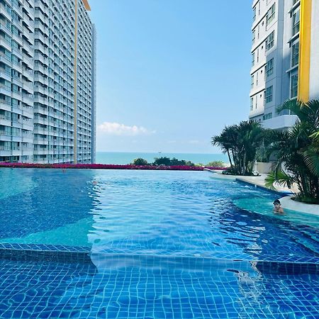 Seaview Beach Room Lumpini-Pool And Gym Face To Ocean Jomtien pláž Exteriér fotografie